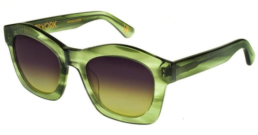 Sunny Days, Stylish Shades: Spring Sunglasses Trends