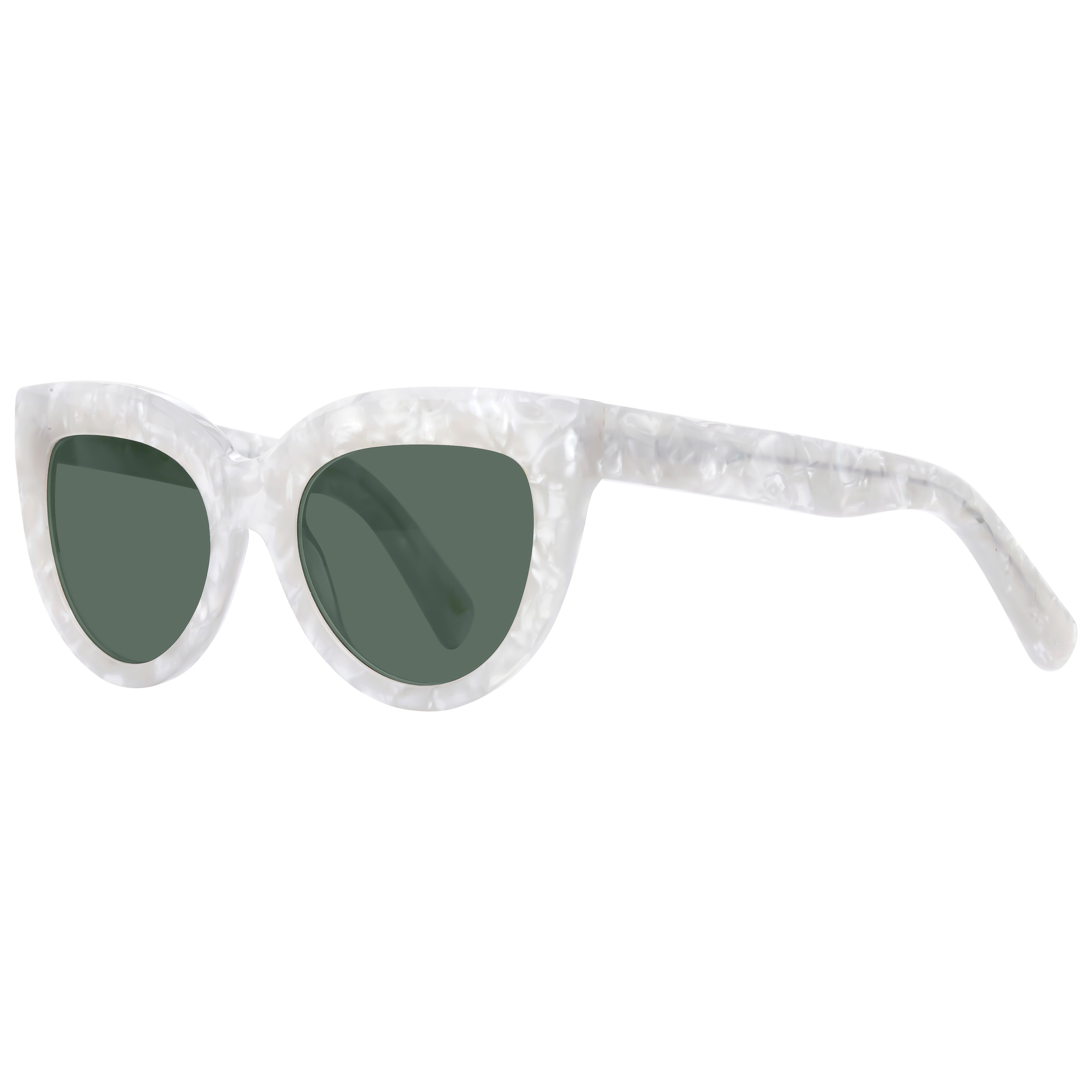 Ivory Pearl with green lenses